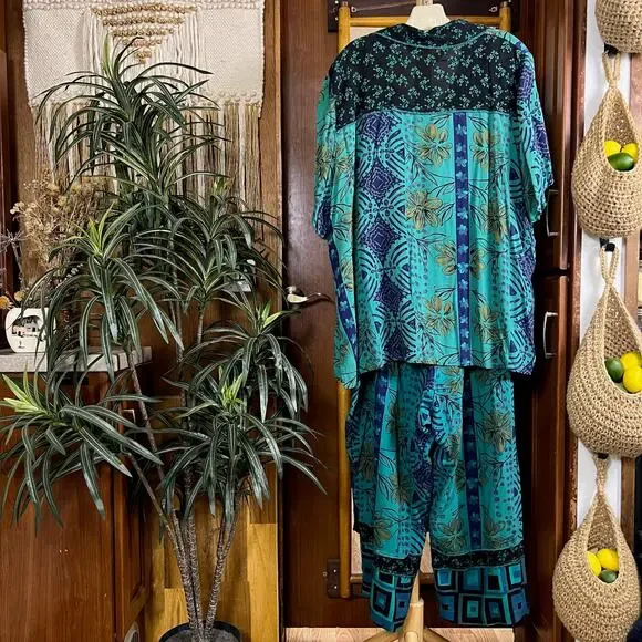 Vintage Plus Size 2 Piece Set 22W 24W Teal Patchwork Rayon Pants Shirt Outfit - Picture 2 of 16